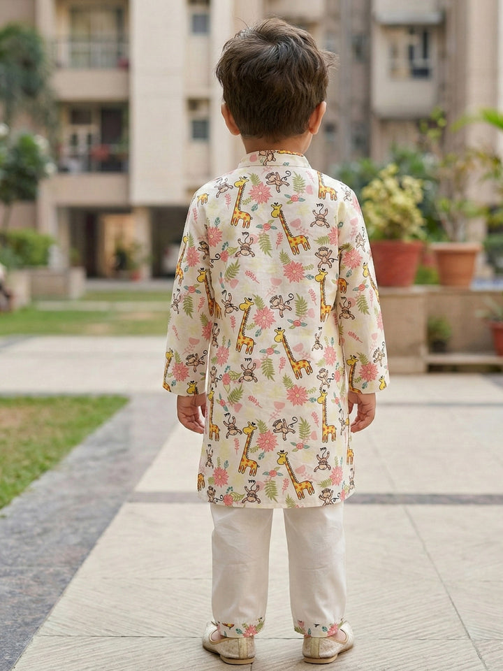 Giraffe &amp; Monkey