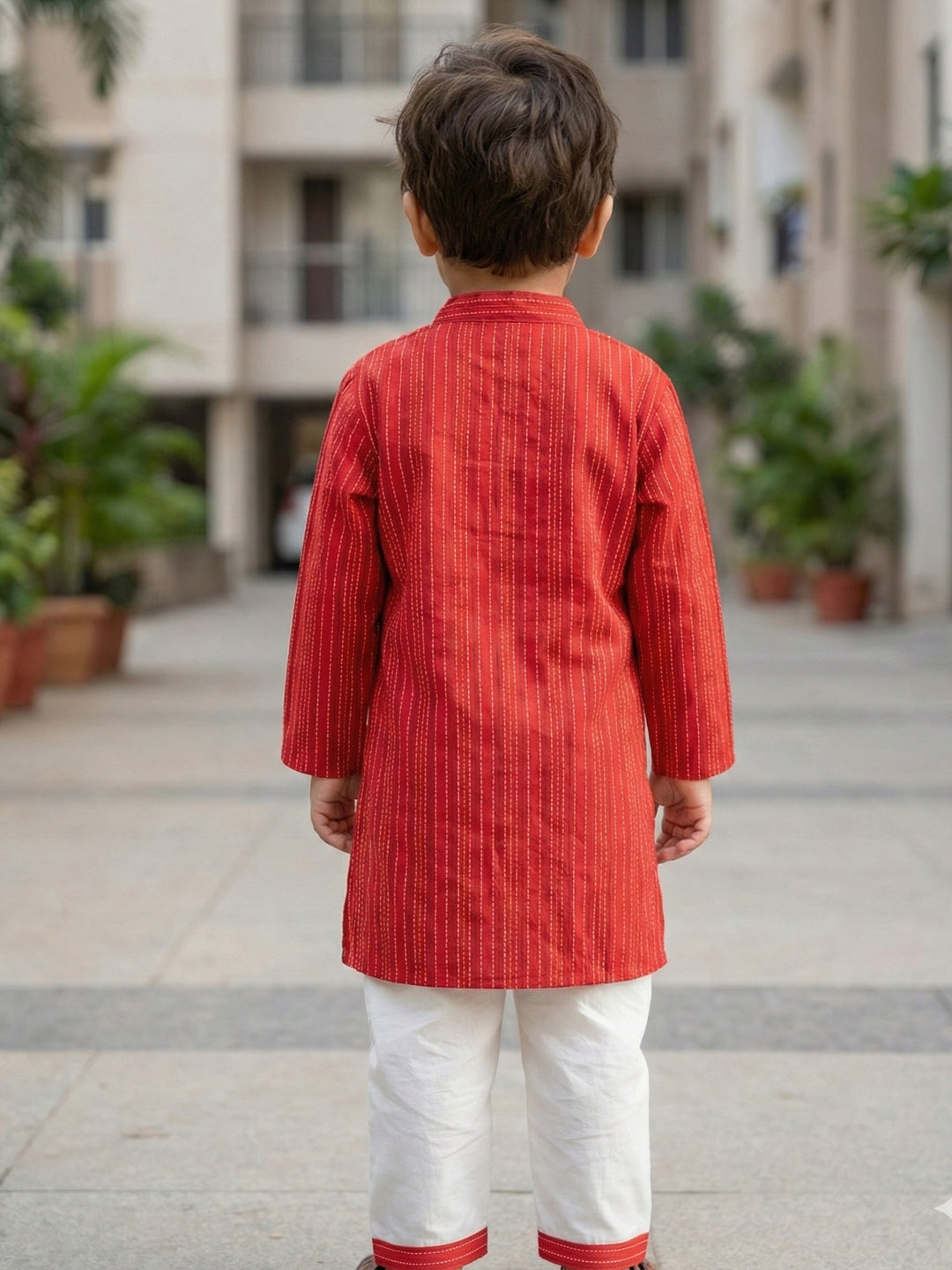 Red Middle Cut Katha