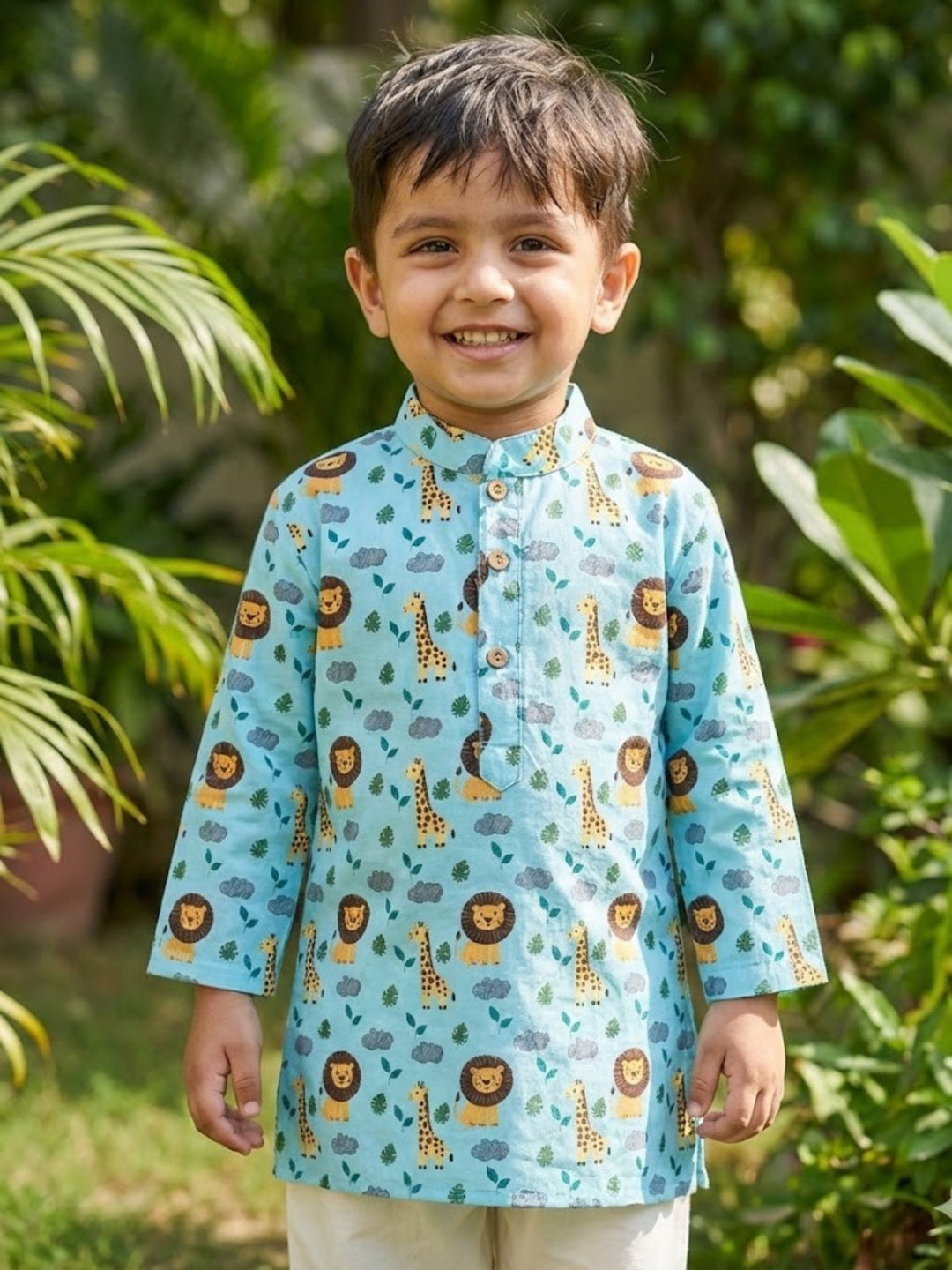 Lion &amp; Giraffe Print