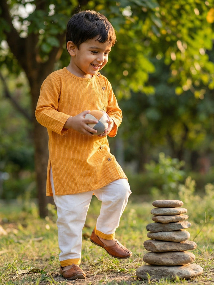 Yellow Side Cut Katha