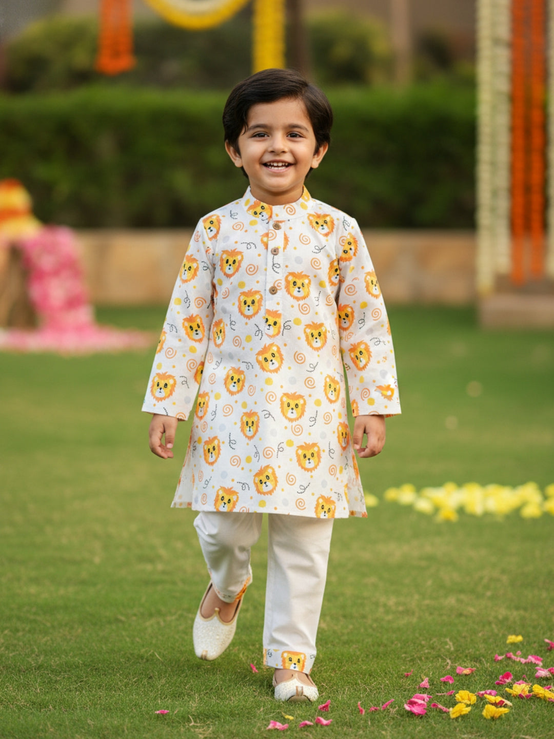 White Lion Faces Print