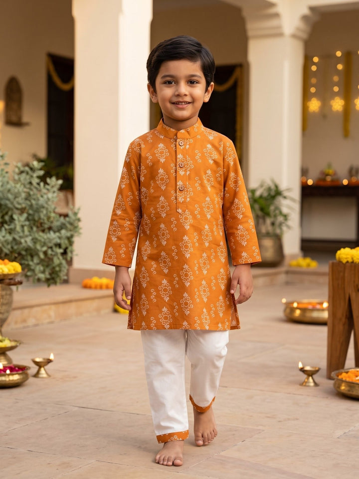 Rust Diamond Floral Butti