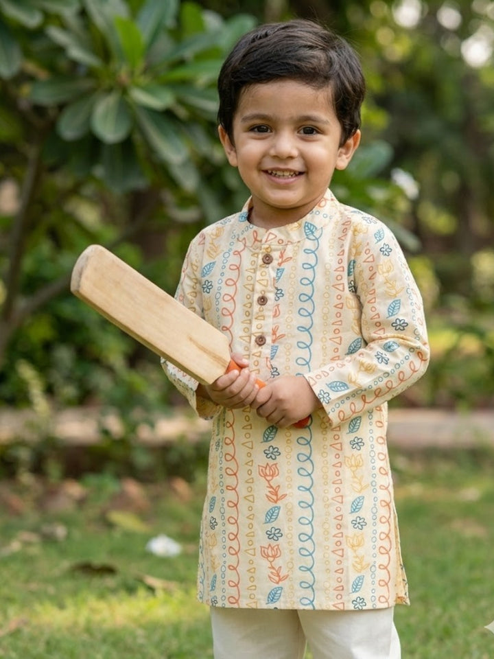 Boho Foral String Print