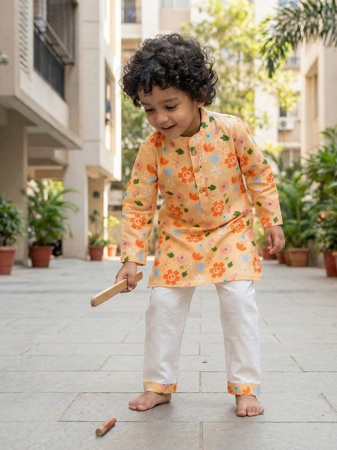 Beige Floral Garden Print