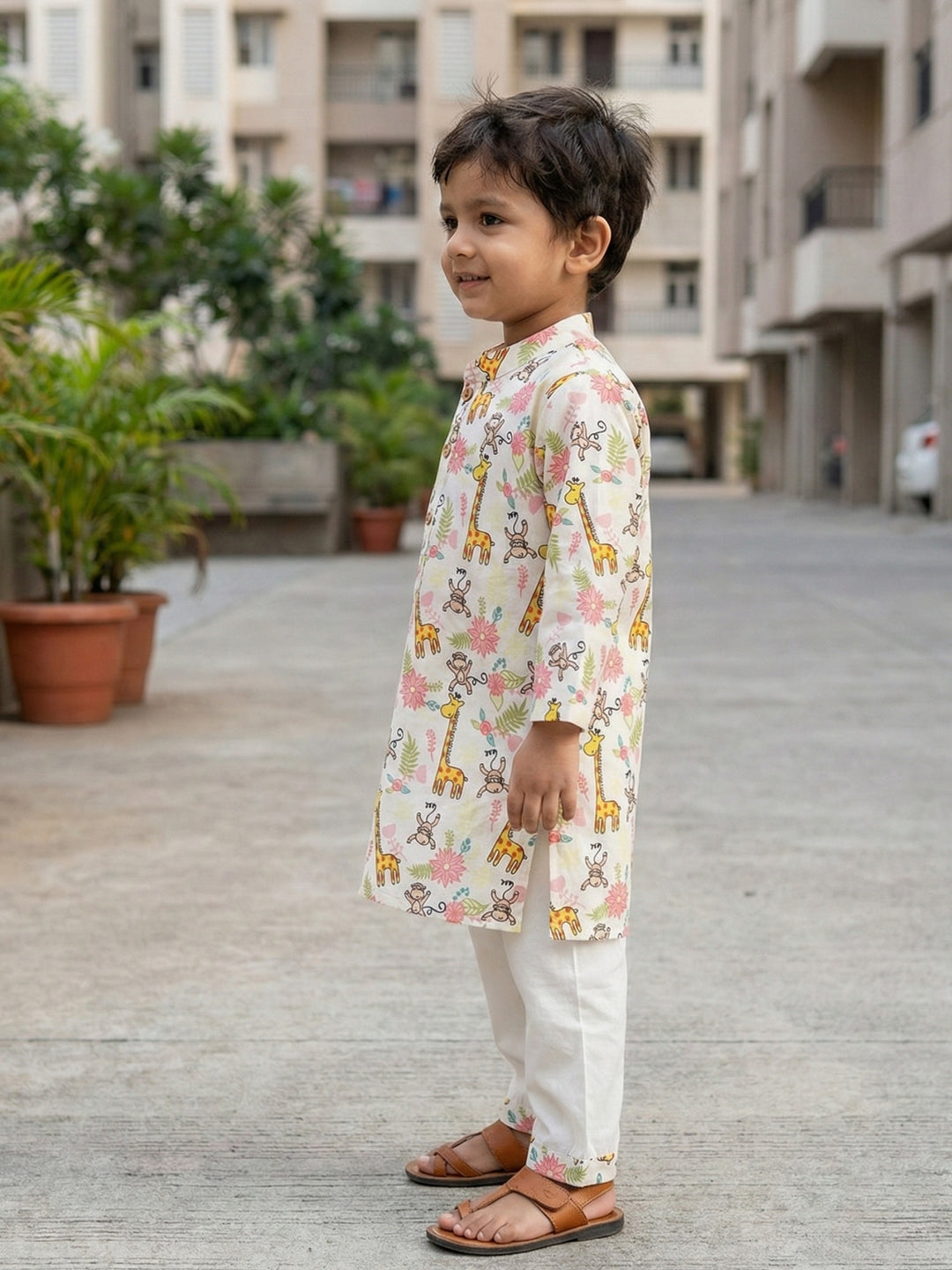 Giraffe &amp; Monkey