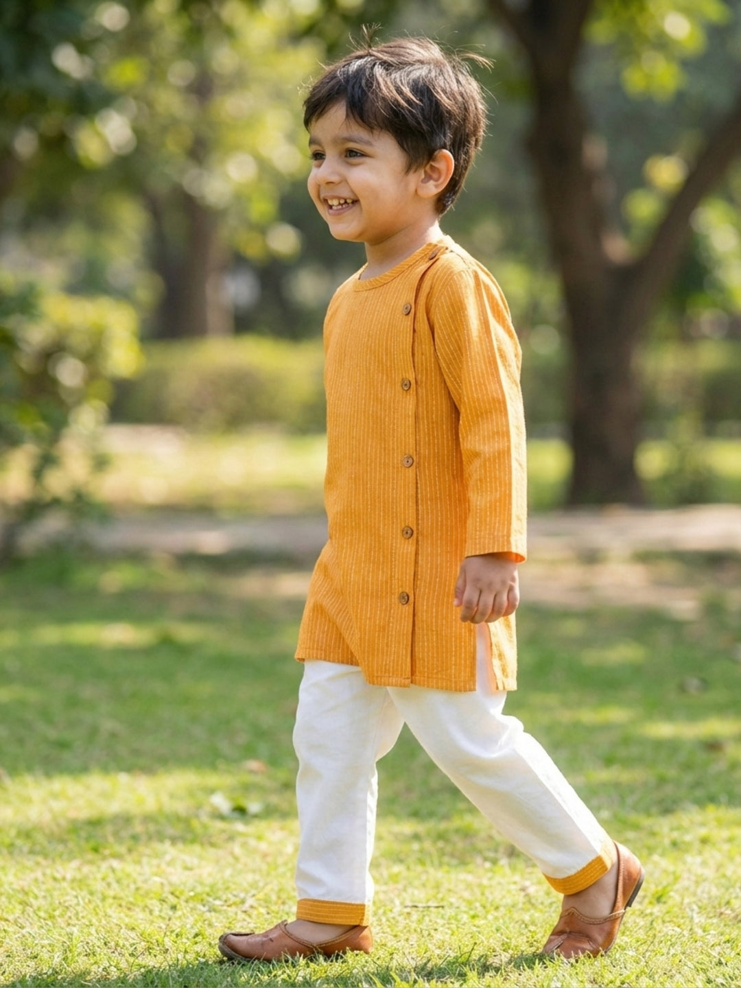 Yellow Side Cut Katha