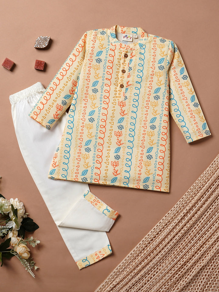 Boho Foral String Print